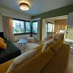 Апартаменты Aalto, Quiet Row House With Infrared Sauna *