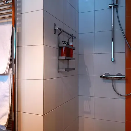 Aalto, Quiet Row House With Infrared Sauna *