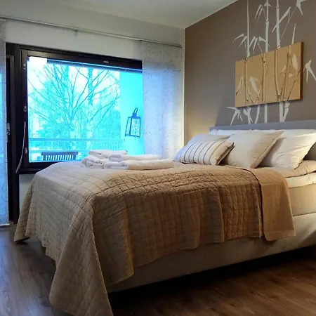 Apartment Aalto, Quiet Row House With Infrared Sauna *