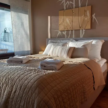 Aalto, Quiet Row House With Infrared Sauna *